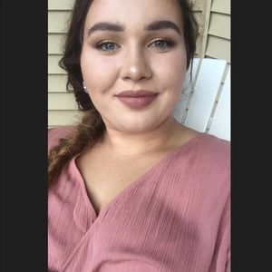 Meet your Posher, Mallory